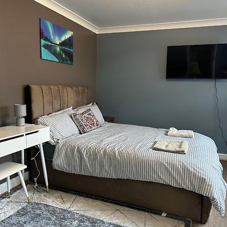 Amazing Ground Floor One Bedroom Apartment Forest Road London Kültér fotó