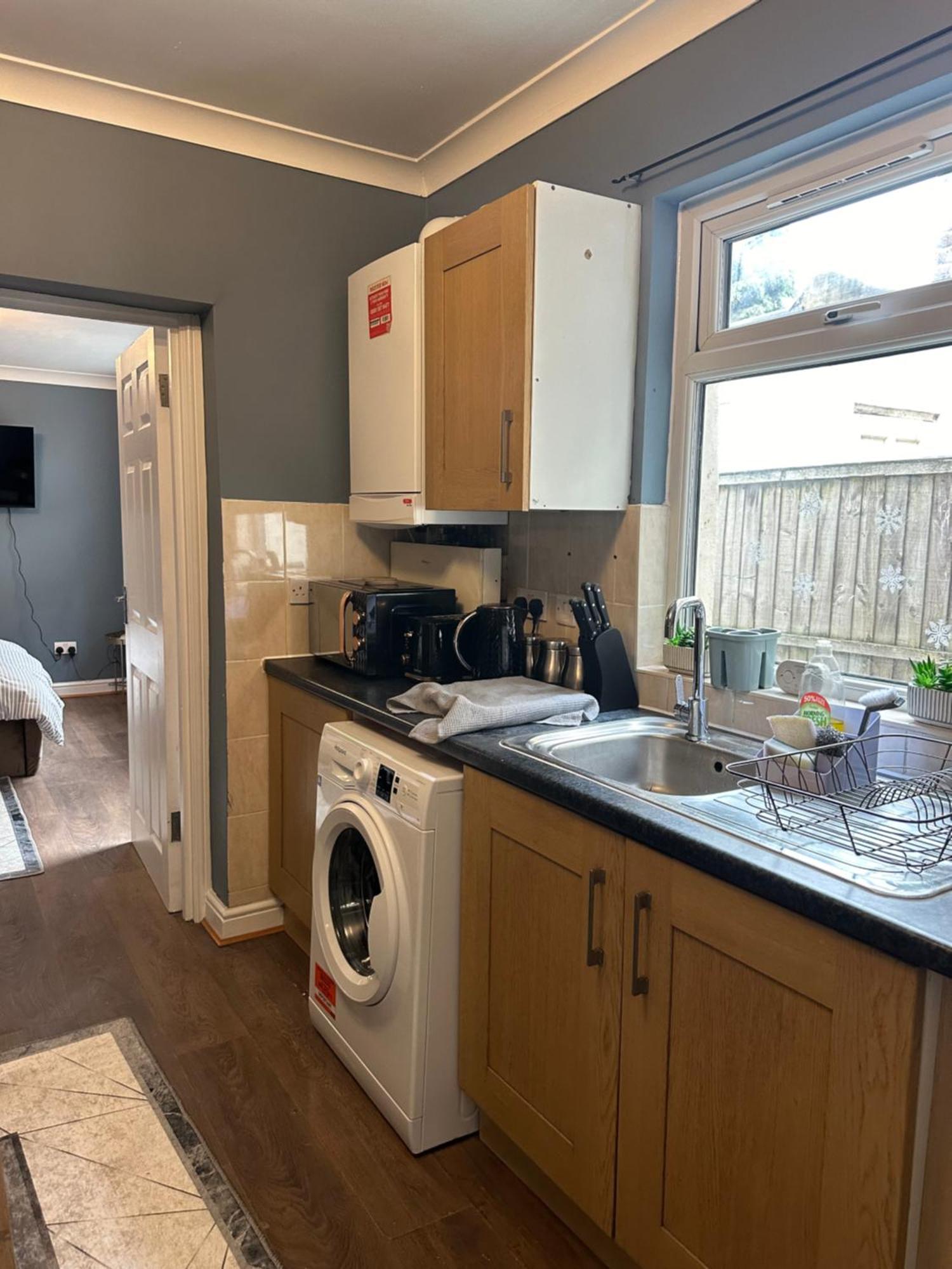 Amazing Ground Floor One Bedroom Apartment Forest Road London Kültér fotó